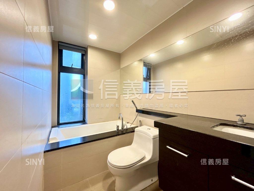 專任蘇活綠景視野房屋室內格局與周邊環境