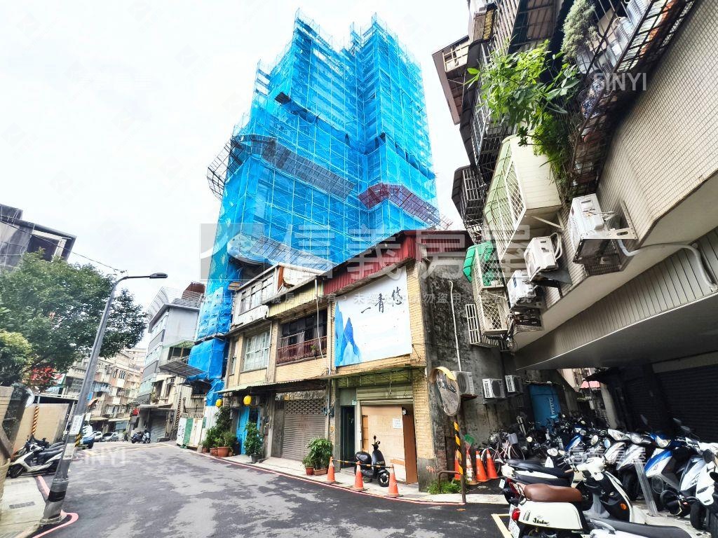 一青悠悠然生活近捷運公園房屋室內格局與周邊環境