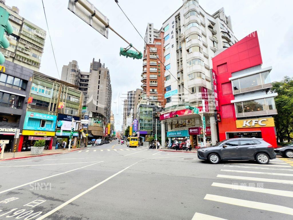 一青悠悠然生活近捷運公園房屋室內格局與周邊環境