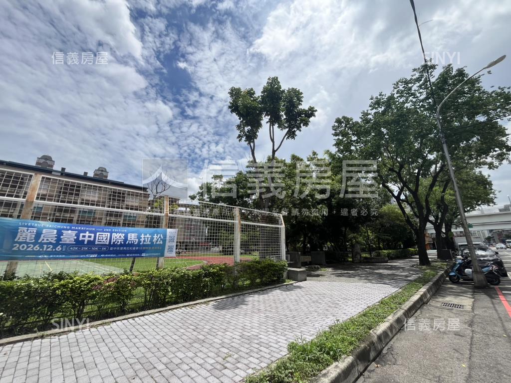 中醫商圈＊適合重建大透天房屋室內格局與周邊環境