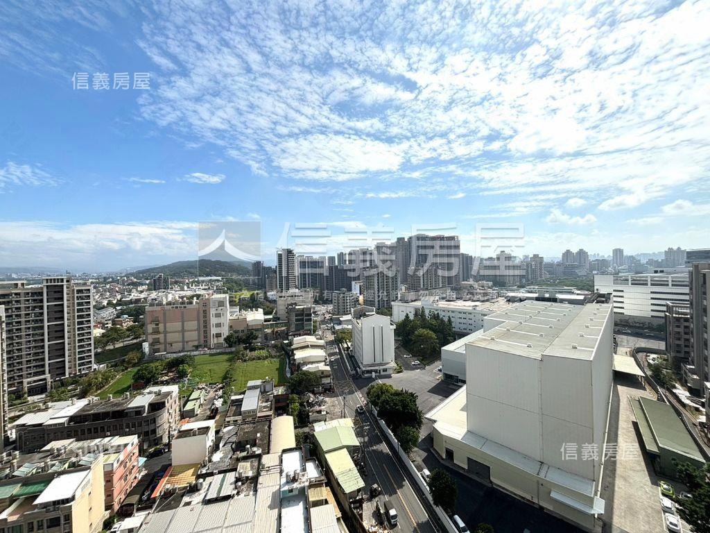 世紀城視野採光美裝潢３房房屋室內格局與周邊環境