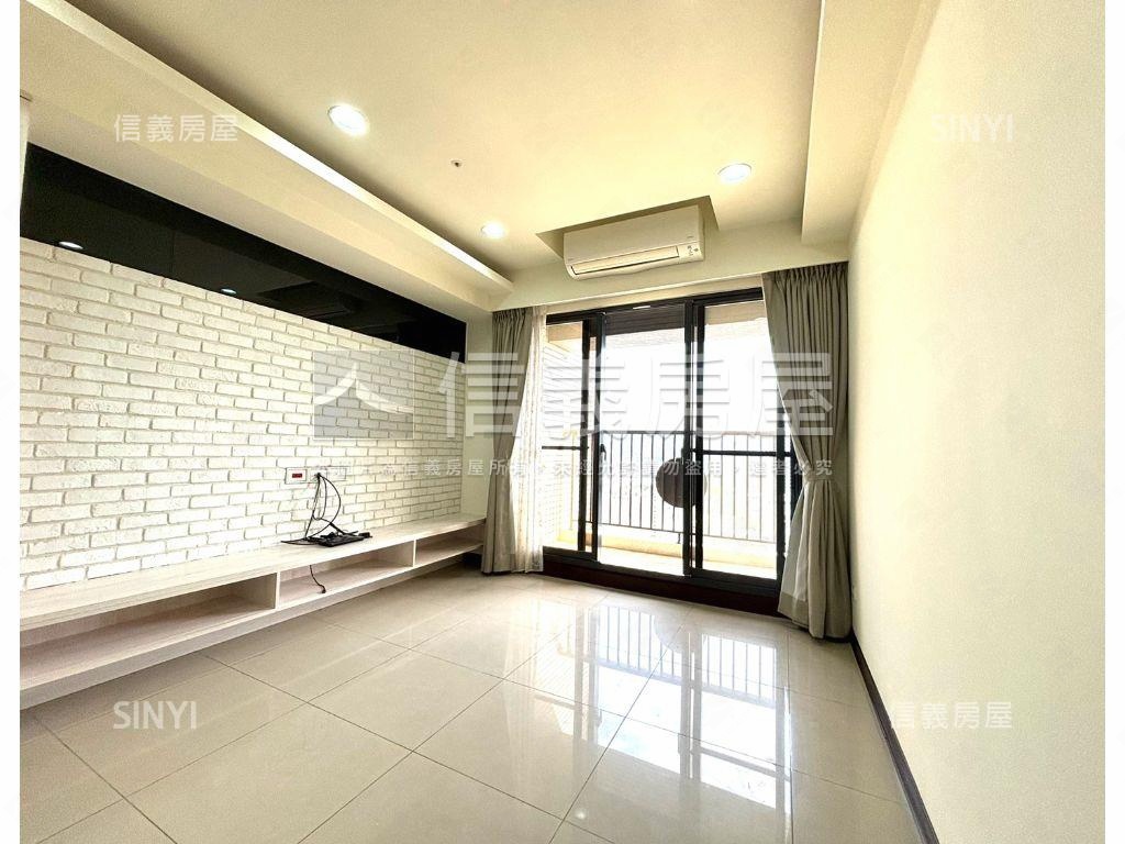 世紀城視野採光美裝潢３房房屋室內格局與周邊環境