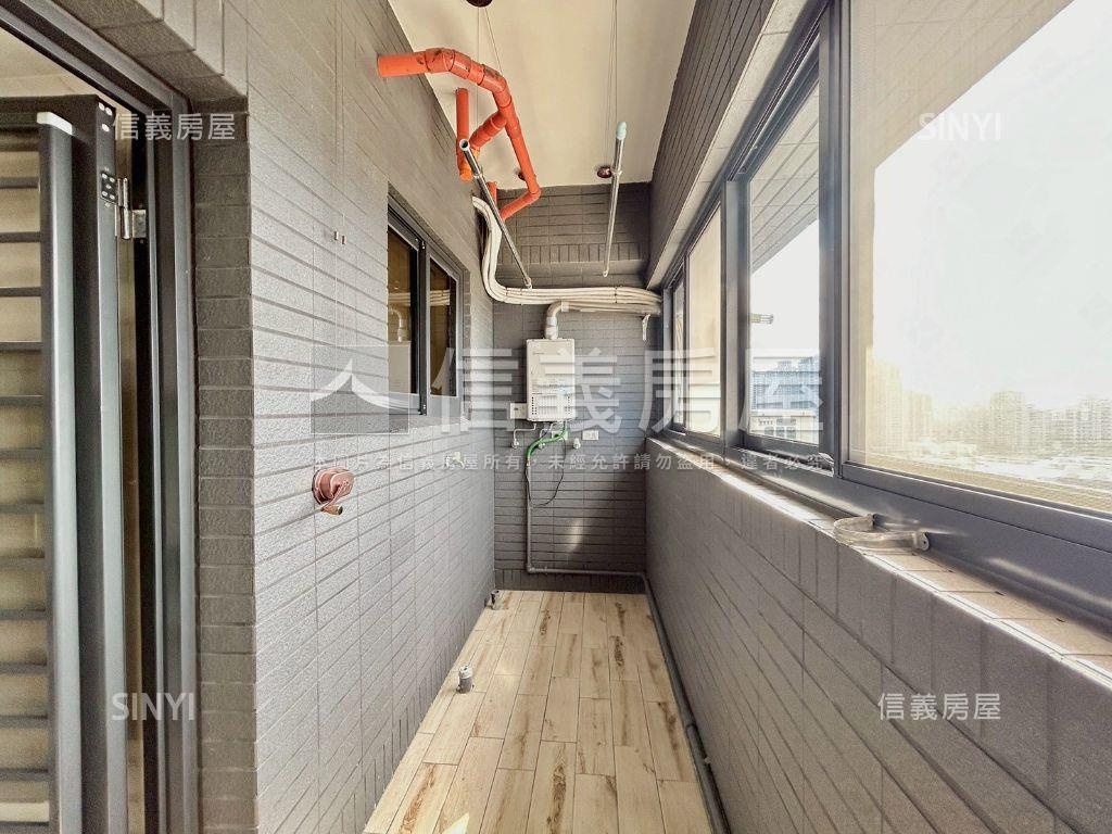 世紀城視野採光美裝潢３房房屋室內格局與周邊環境