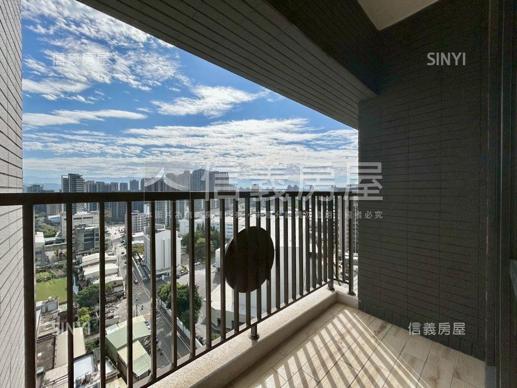 世紀城視野採光美裝潢３房房屋室內格局與周邊環境