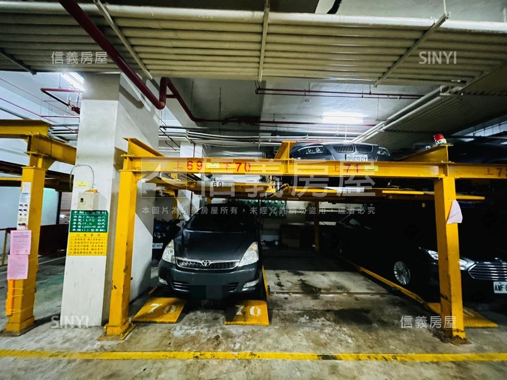 瑞士荷風稀有挑高一樓房屋室內格局與周邊環境