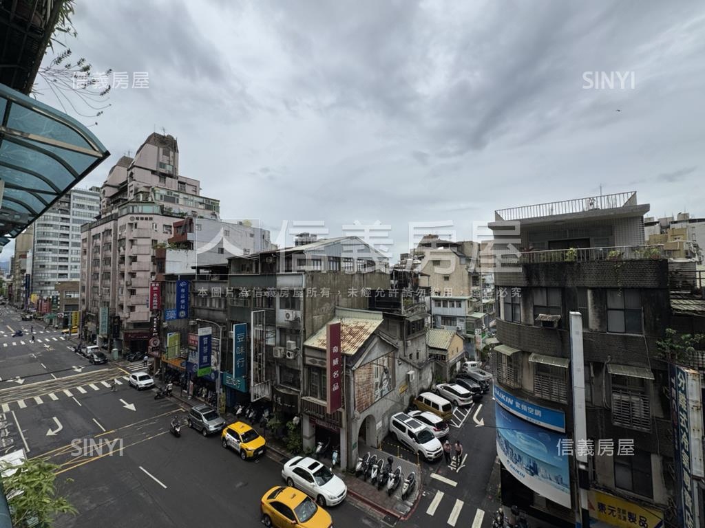 紀念堂附小電梯三房房屋室內格局與周邊環境