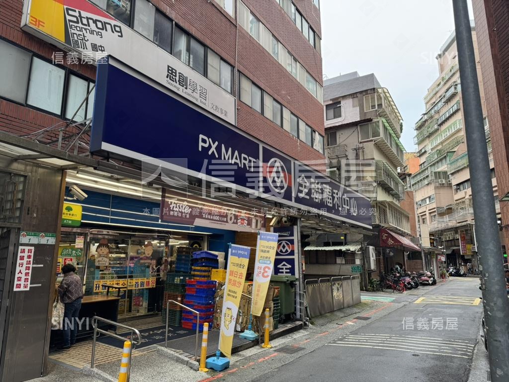 紀念堂附小電梯三房房屋室內格局與周邊環境