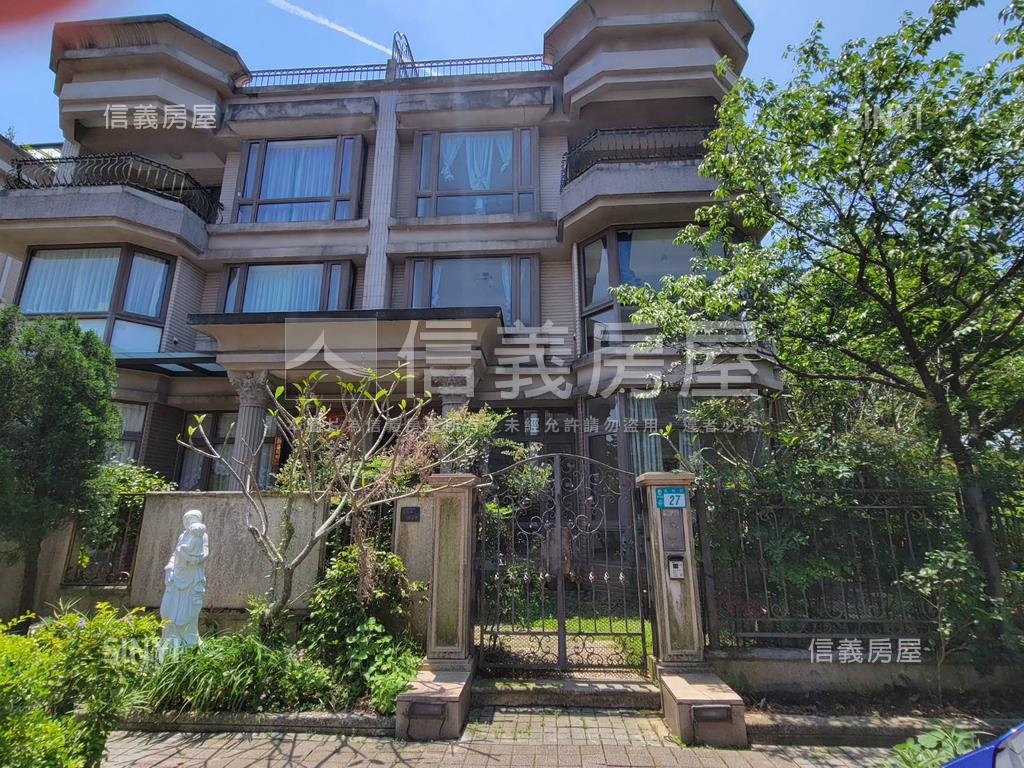 康橋庭院大透天房屋室內格局與周邊環境