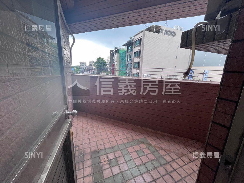 走路市立醫院電梯三房平車房屋室內格局與周邊環境
