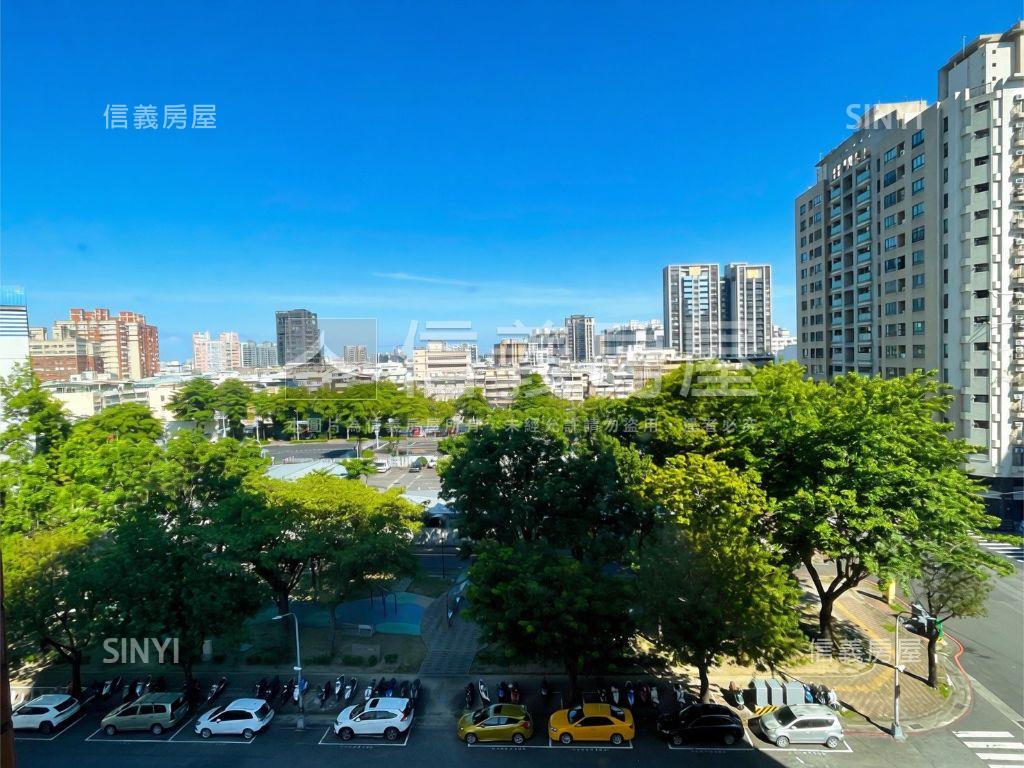 公園首排三房平車房屋室內格局與周邊環境