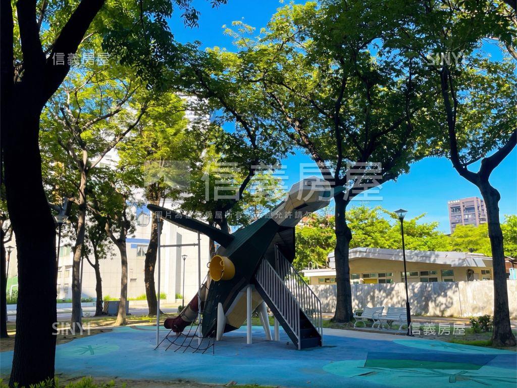 公園首排三房平車房屋室內格局與周邊環境
