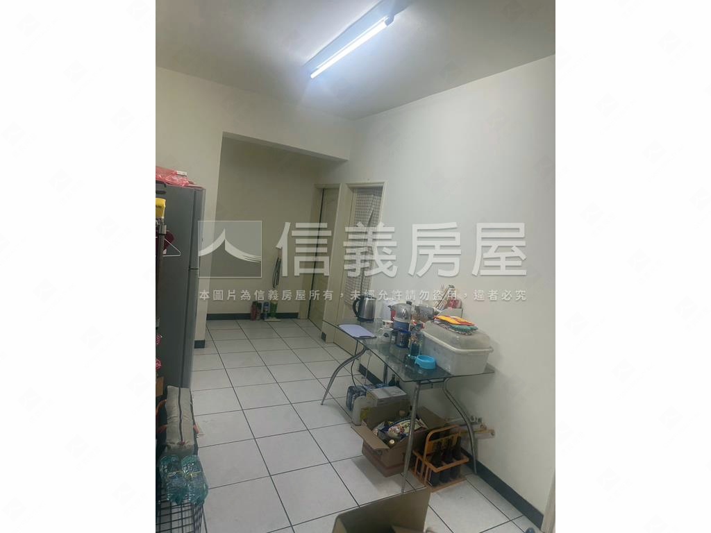 必看！東區低總價四房車位房屋室內格局與周邊環境