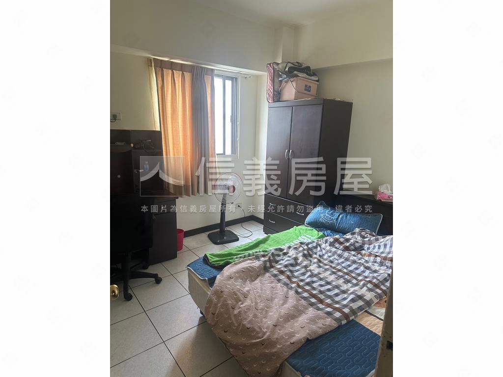 必看！東區低總價四房車位房屋室內格局與周邊環境