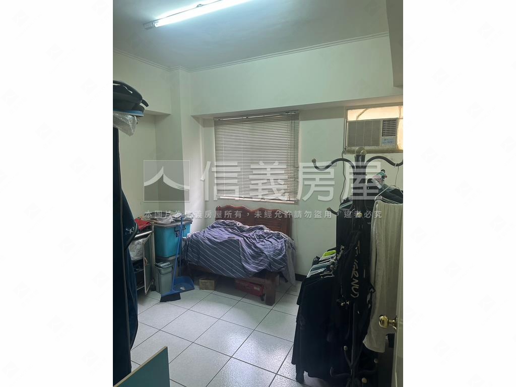 必看！東區低總價四房車位房屋室內格局與周邊環境