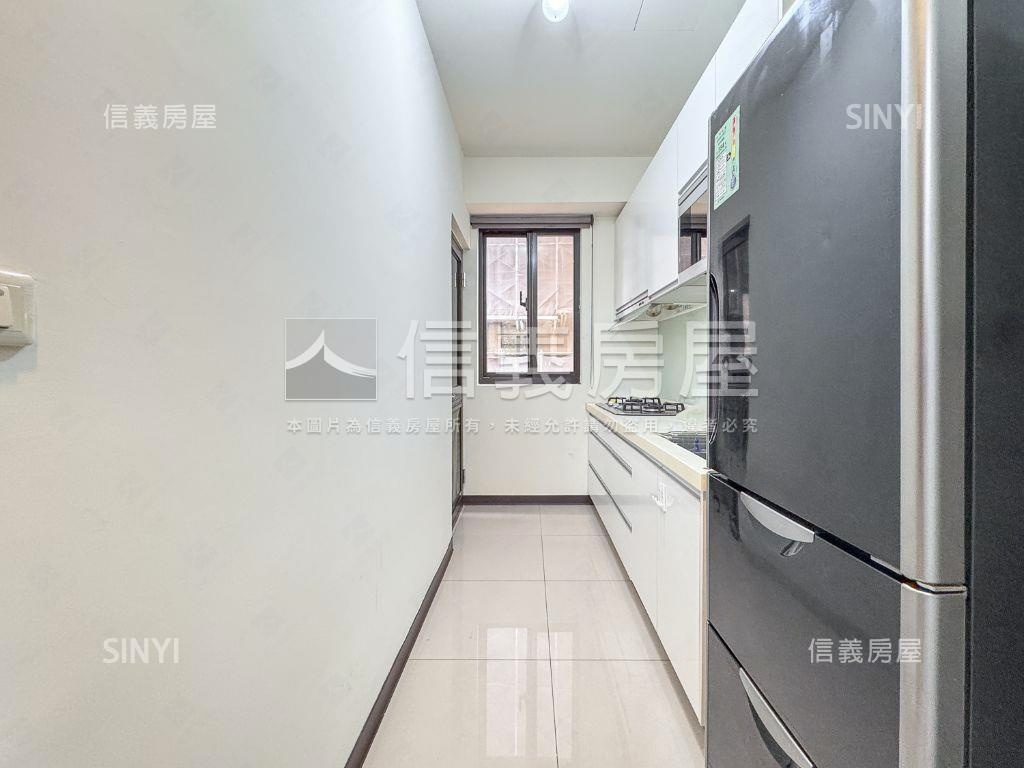 高鐵區綠園優質三房平車房屋室內格局與周邊環境