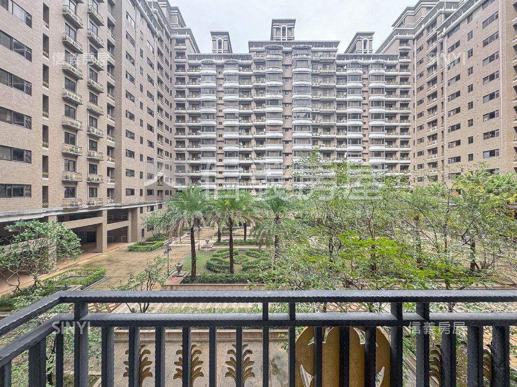 高鐵區綠園優質三房平車房屋室內格局與周邊環境