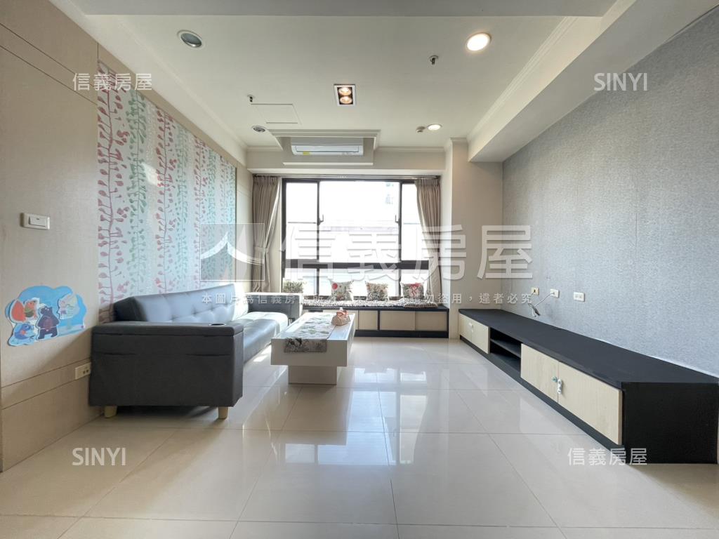 現代巴黎大兩房衛浴開窗房屋室內格局與周邊環境