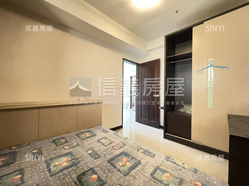 現代巴黎大兩房衛浴開窗房屋室內格局與周邊環境