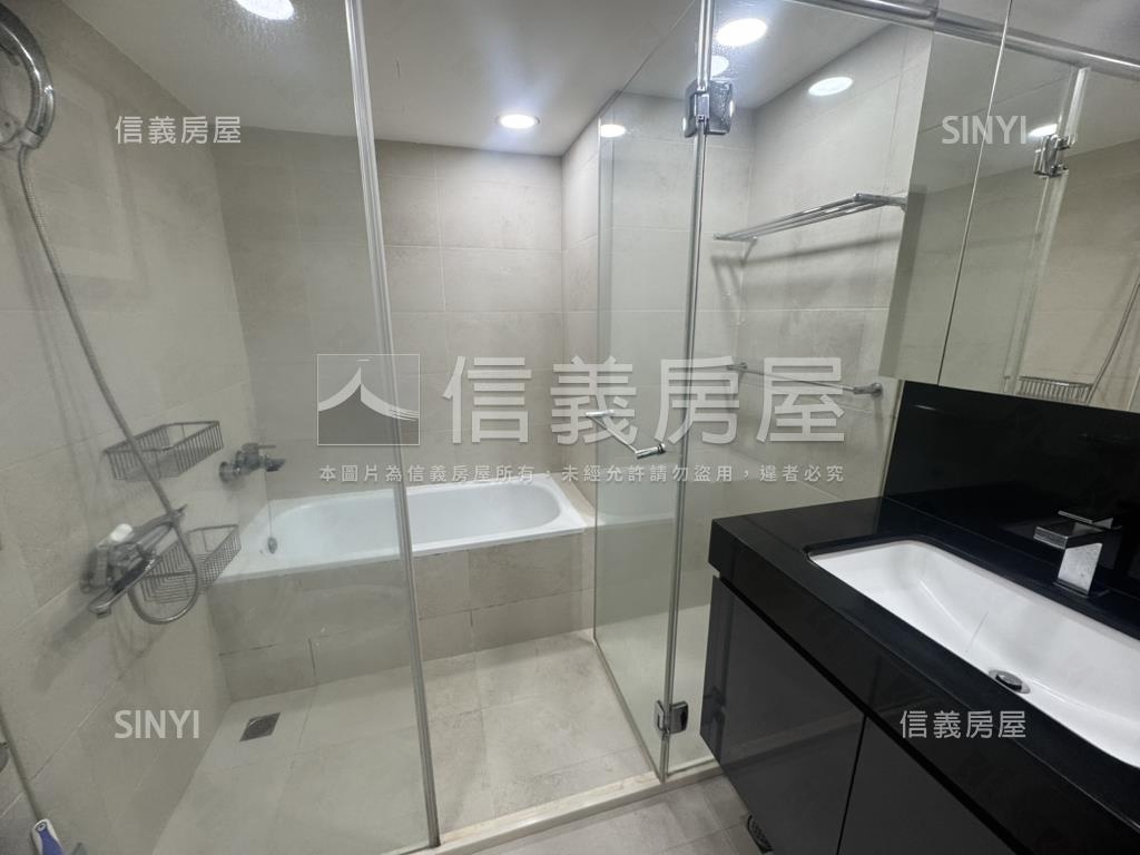 高樓三房面１０１大車位房屋室內格局與周邊環境