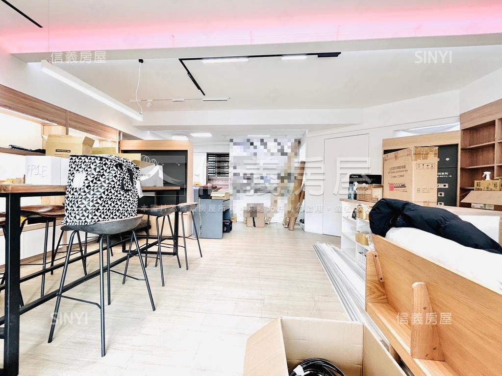 西屯青海路店面房屋室內格局與周邊環境