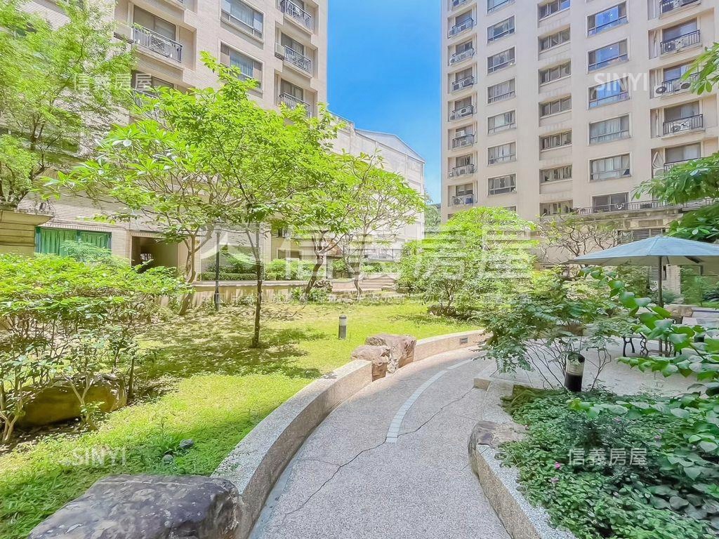 西屯青海路店面房屋室內格局與周邊環境