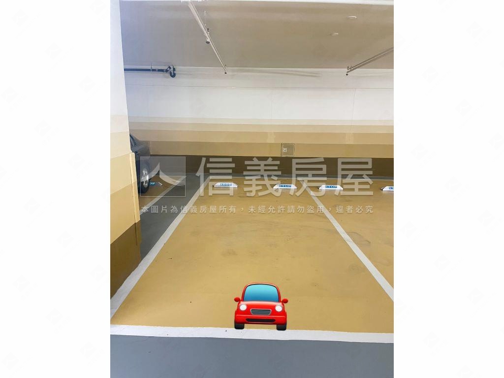 【冠德鼎極】四居雅藏車位房屋室內格局與周邊環境