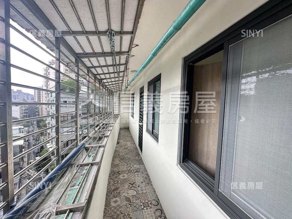 南勢角捷運美寓房屋室內格局與周邊環境