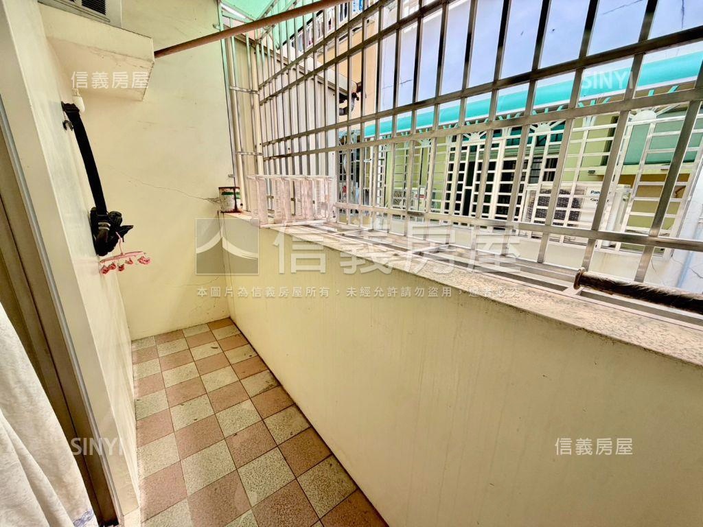 仁武新鳳街臨八米路車墅房屋室內格局與周邊環境