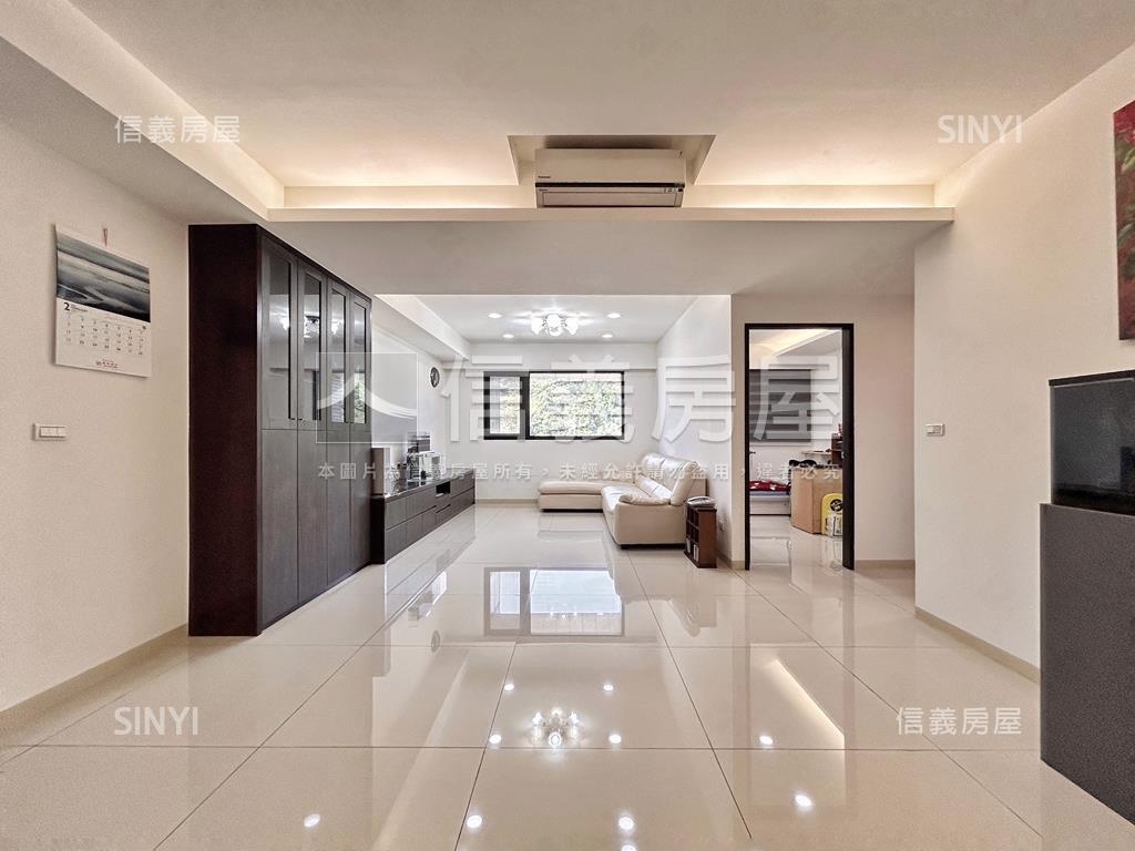 勳章高樓採光大三房房屋室內格局與周邊環境