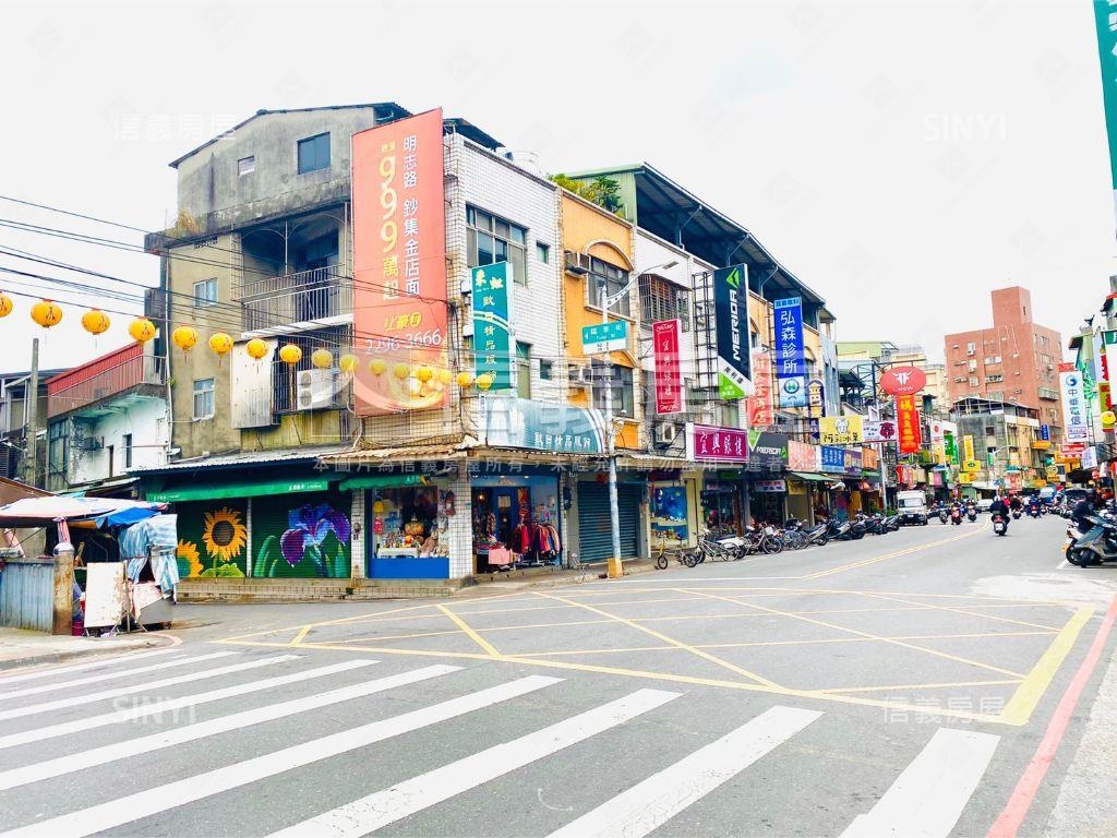 勳章高樓採光大三房房屋室內格局與周邊環境