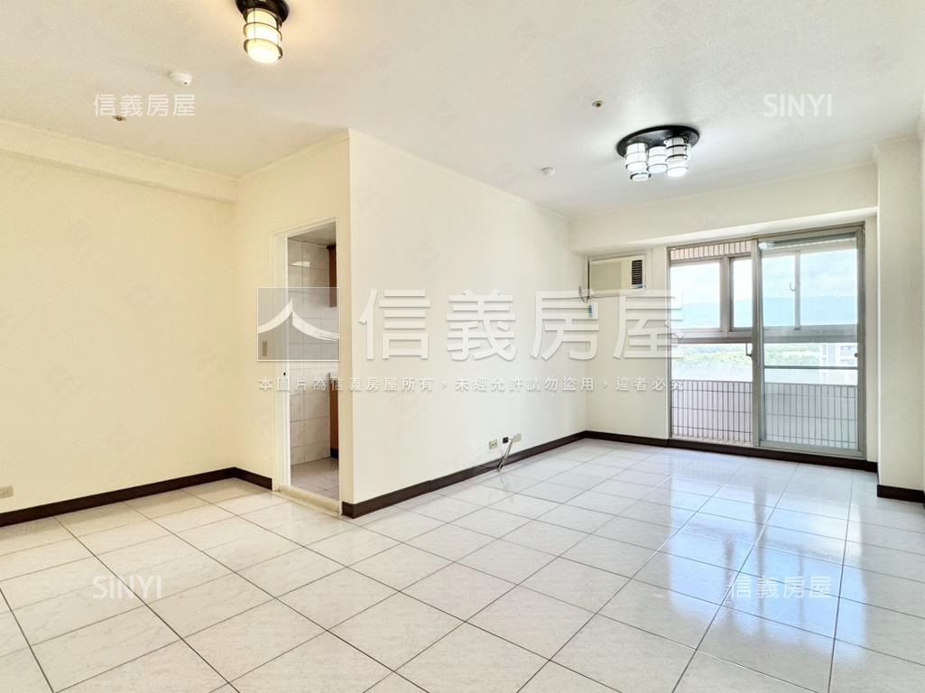 登峰天廈景觀明亮兩房美屋房屋室內格局與周邊環境