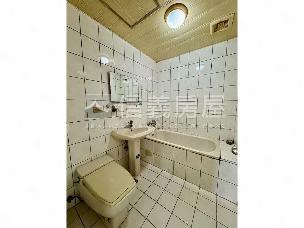 義勇商圈面公園三房車位房屋室內格局與周邊環境