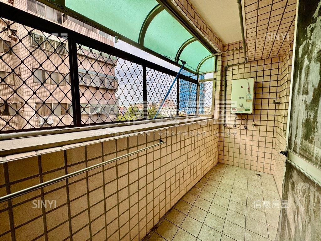 義勇商圈面公園三房車位房屋室內格局與周邊環境