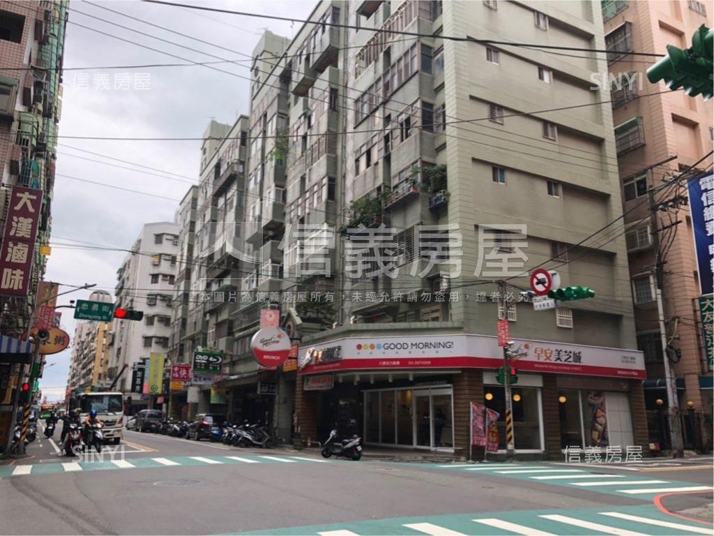 義勇商圈面公園三房車位房屋室內格局與周邊環境