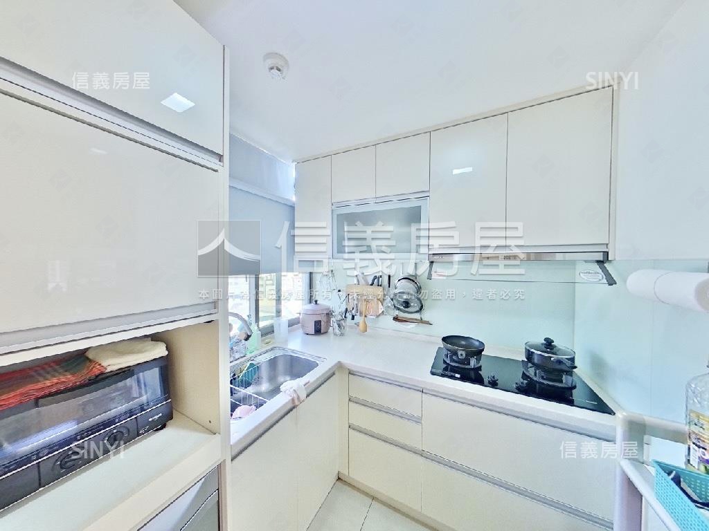 【國寶花園】露臺三房車位房屋室內格局與周邊環境