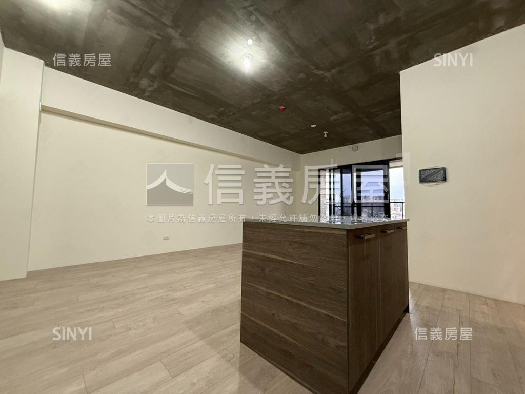 國泰ＭＯＳＴ四房雙車朝南房屋室內格局與周邊環境