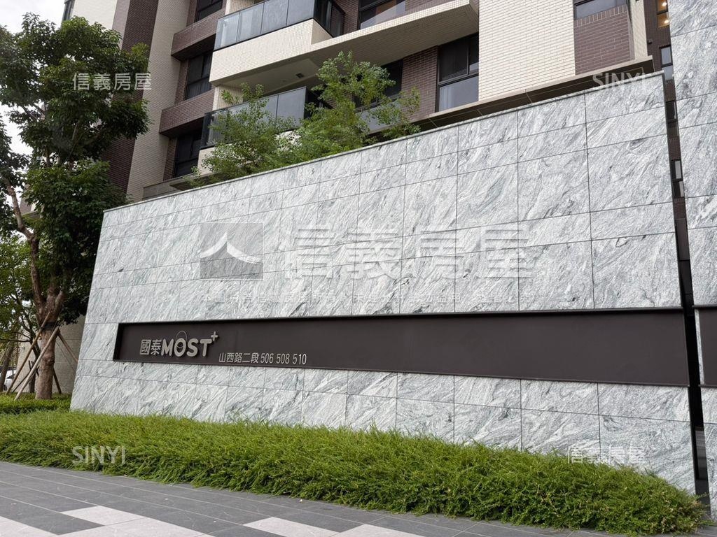 國泰ＭＯＳＴ四房雙車朝南房屋室內格局與周邊環境