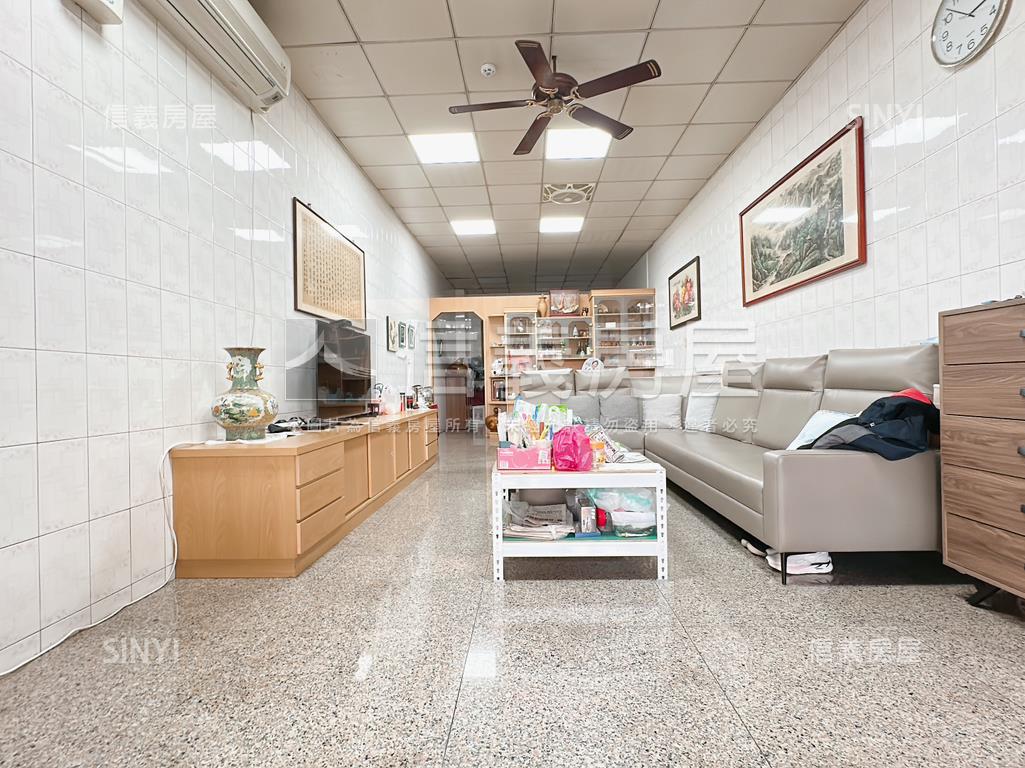 仁雄大房型孝親正路大透天房屋室內格局與周邊環境