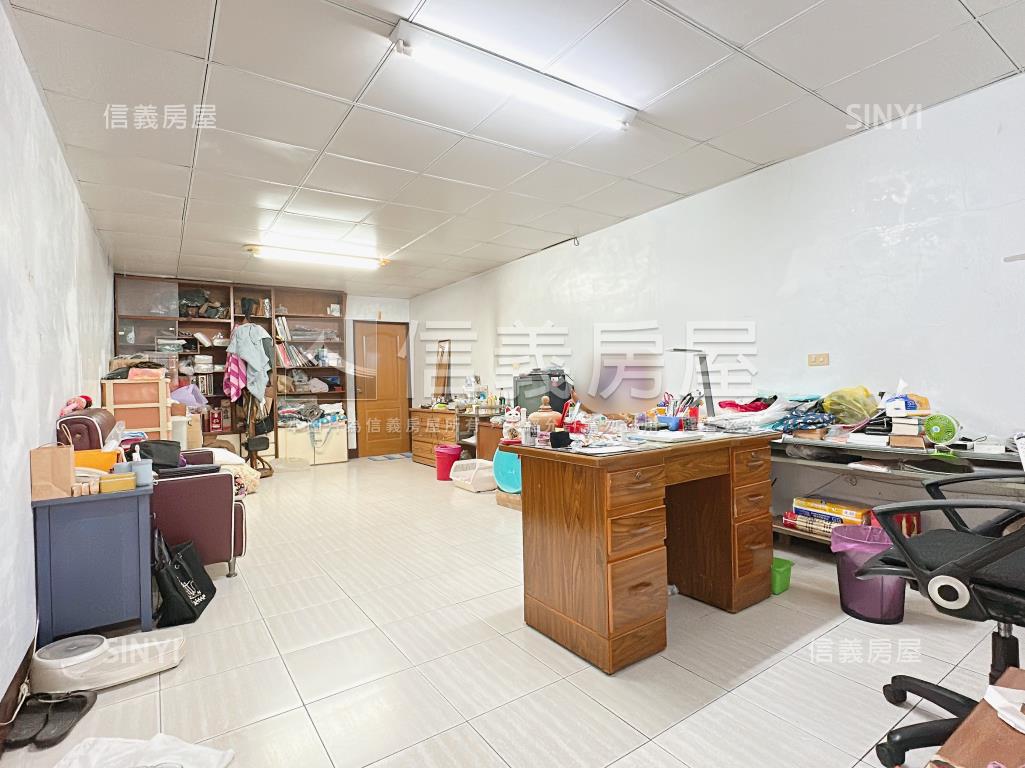 仁雄大房型孝親正路大透天房屋室內格局與周邊環境