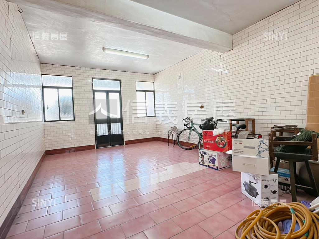 仁雄大房型孝親正路大透天房屋室內格局與周邊環境