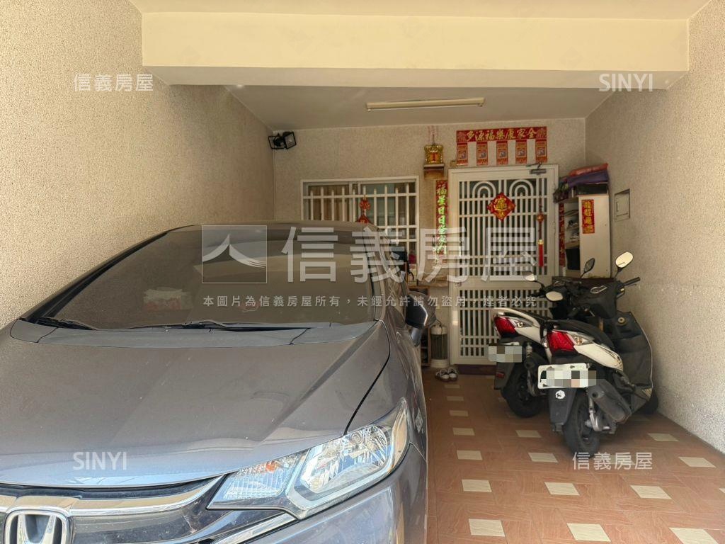 近崑科大正路面優質透天房屋室內格局與周邊環境