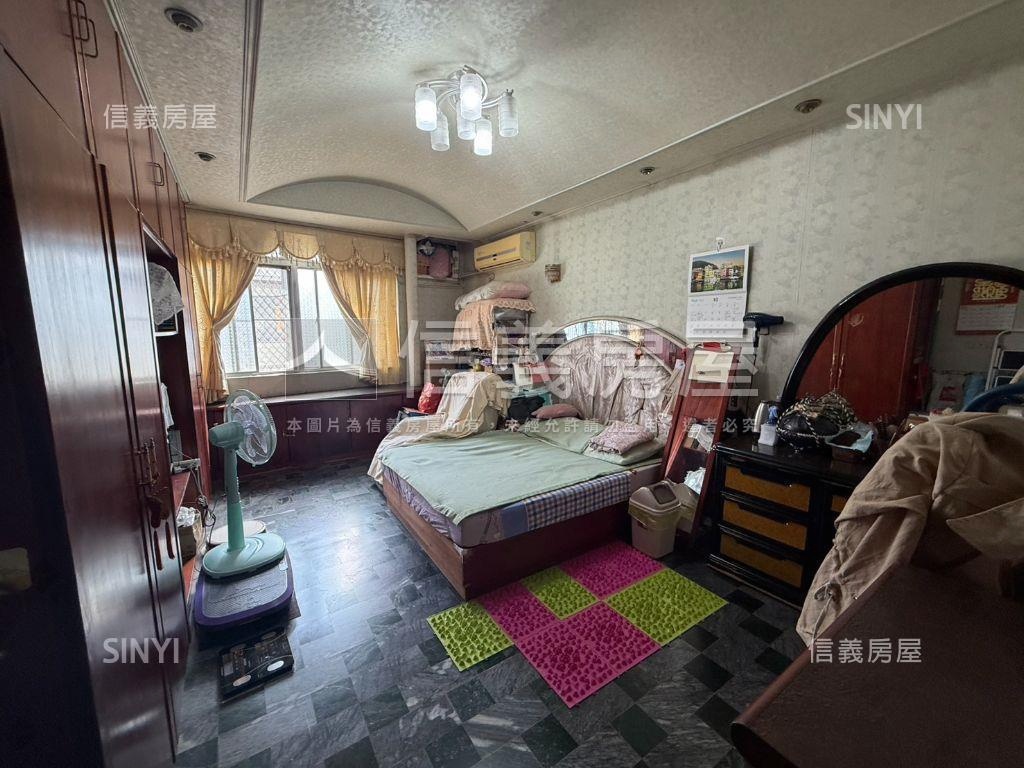 近崑科大正路面優質透天房屋室內格局與周邊環境