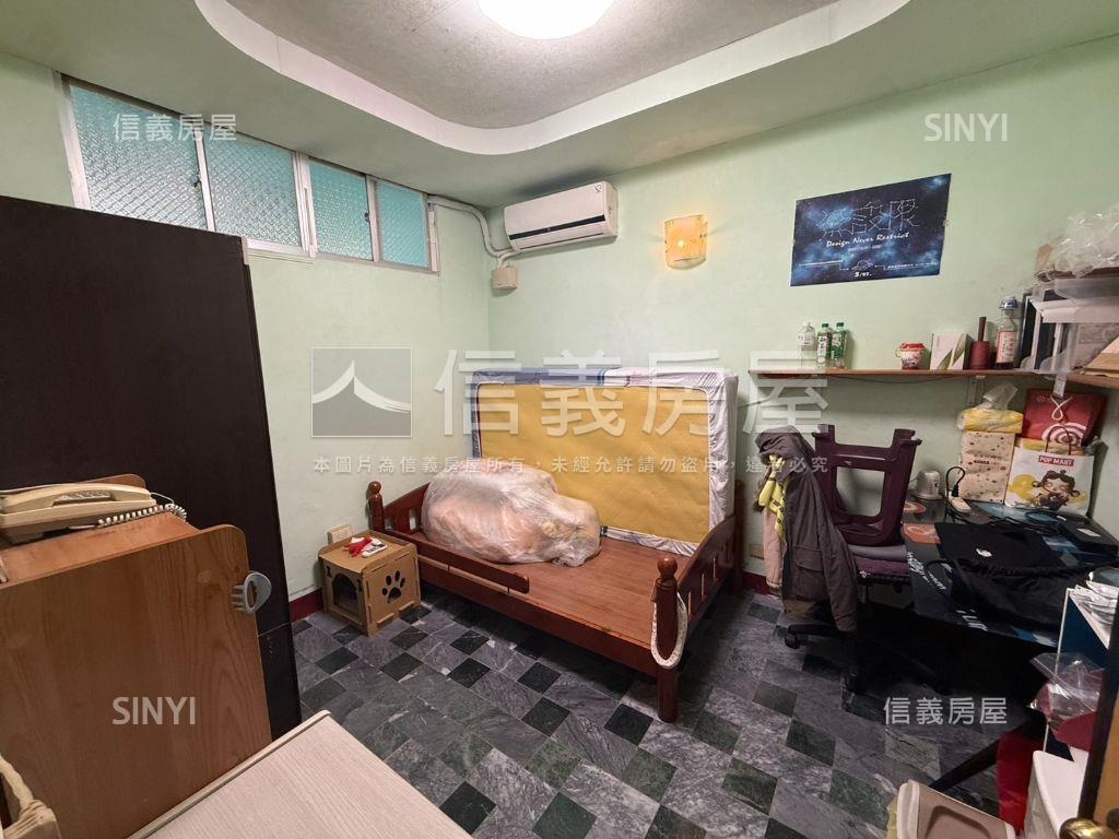 近崑科大正路面優質透天房屋室內格局與周邊環境