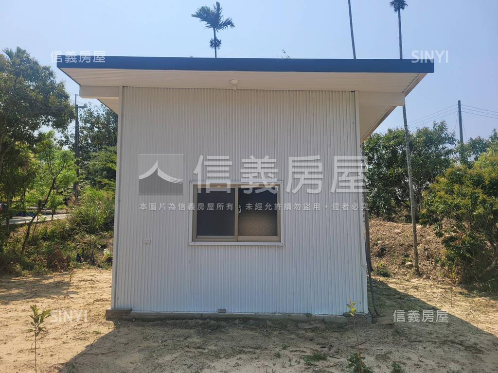 近苗粟功維敘鄰路土地２房屋室內格局與周邊環境