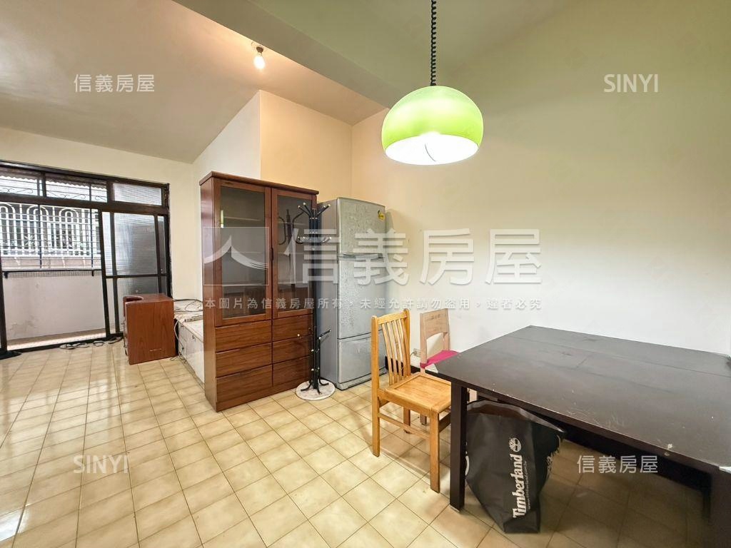 秀朗貳樓美寓房屋室內格局與周邊環境