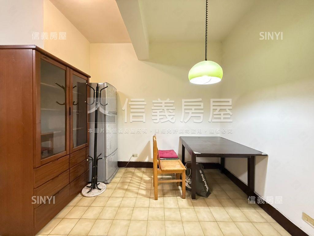 秀朗貳樓美寓房屋室內格局與周邊環境