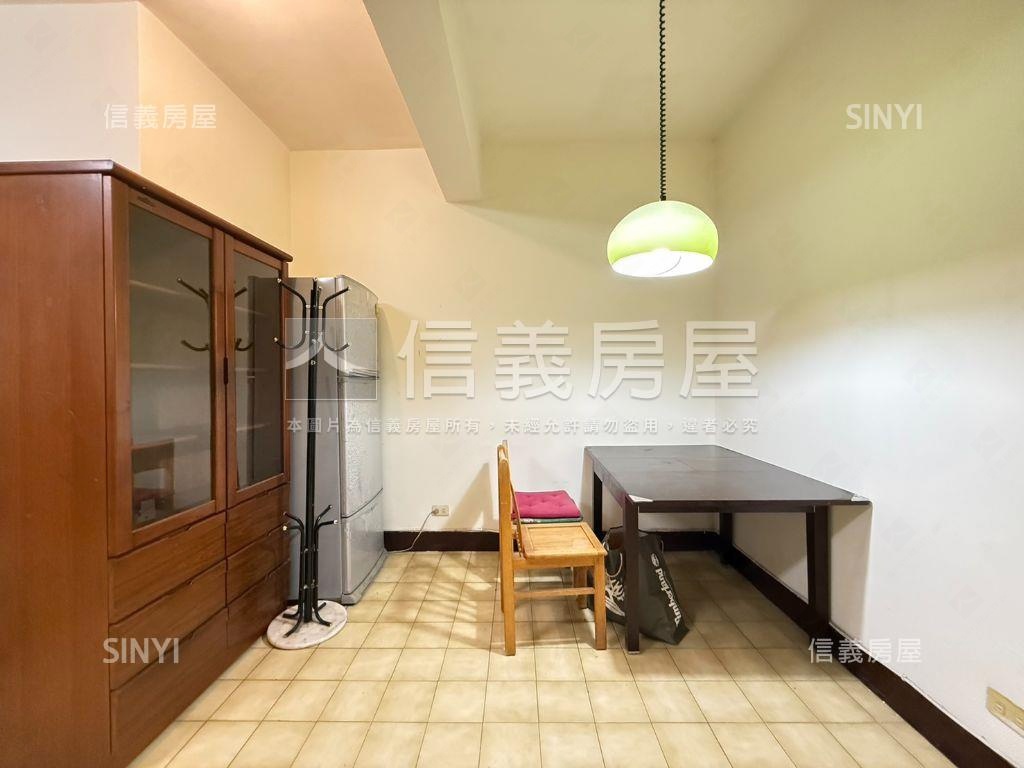 秀朗貳樓美寓房屋室內格局與周邊環境