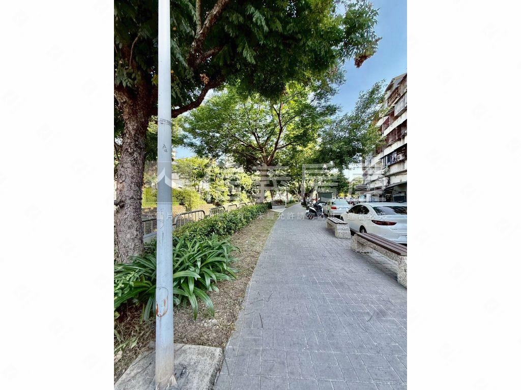 近中國醫收租置產四套房房屋室內格局與周邊環境
