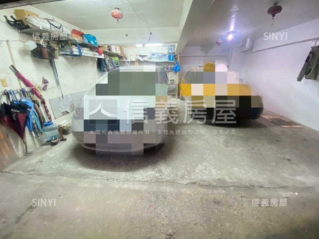 稀有龜山四房車位房屋室內格局與周邊環境