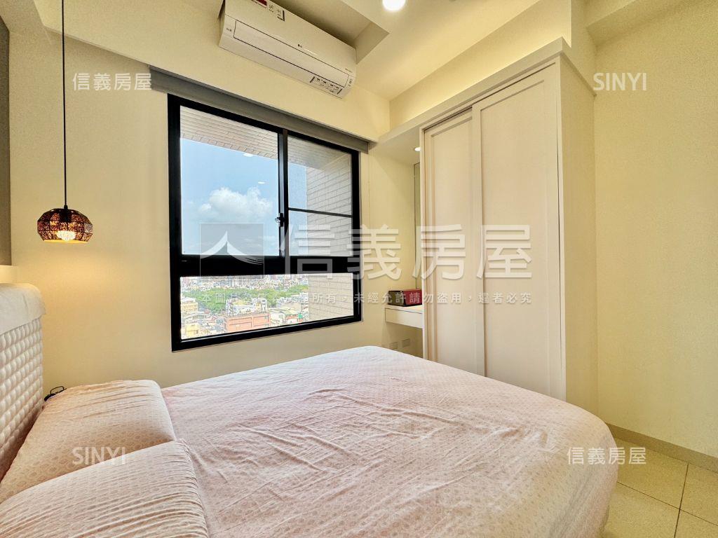 鑫左岸｜市政河景兩房含車房屋室內格局與周邊環境